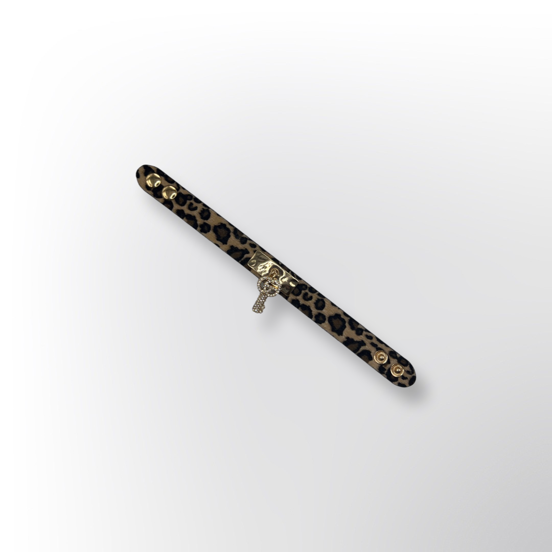 Key Cheetah Snap Bracelet
